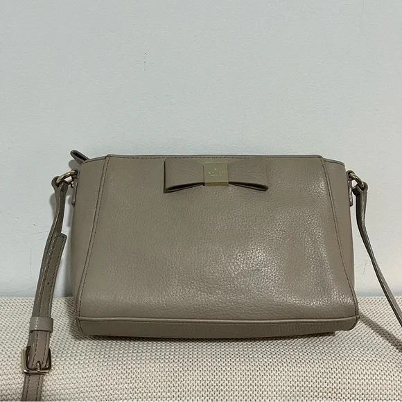 Kate Spade Bow Crossbody Bag - Picture 3 of 17